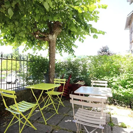 Apartment Lumineux T4 A La Bourboule, 6 Pers, Proche Centre, Equipe, Cour Privee, 68m² - Fr-1-608-39 La Bourboule